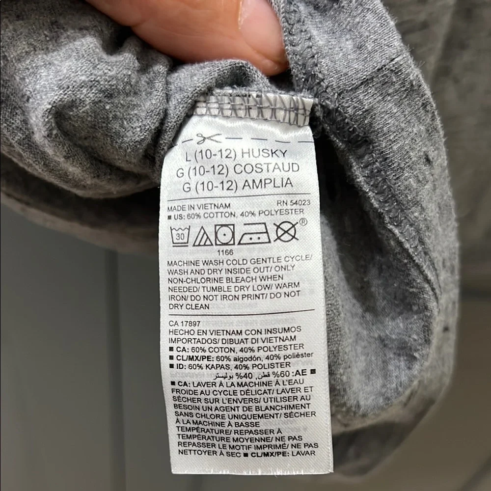 Old Navy Gray and Green Short Sleeve Tee